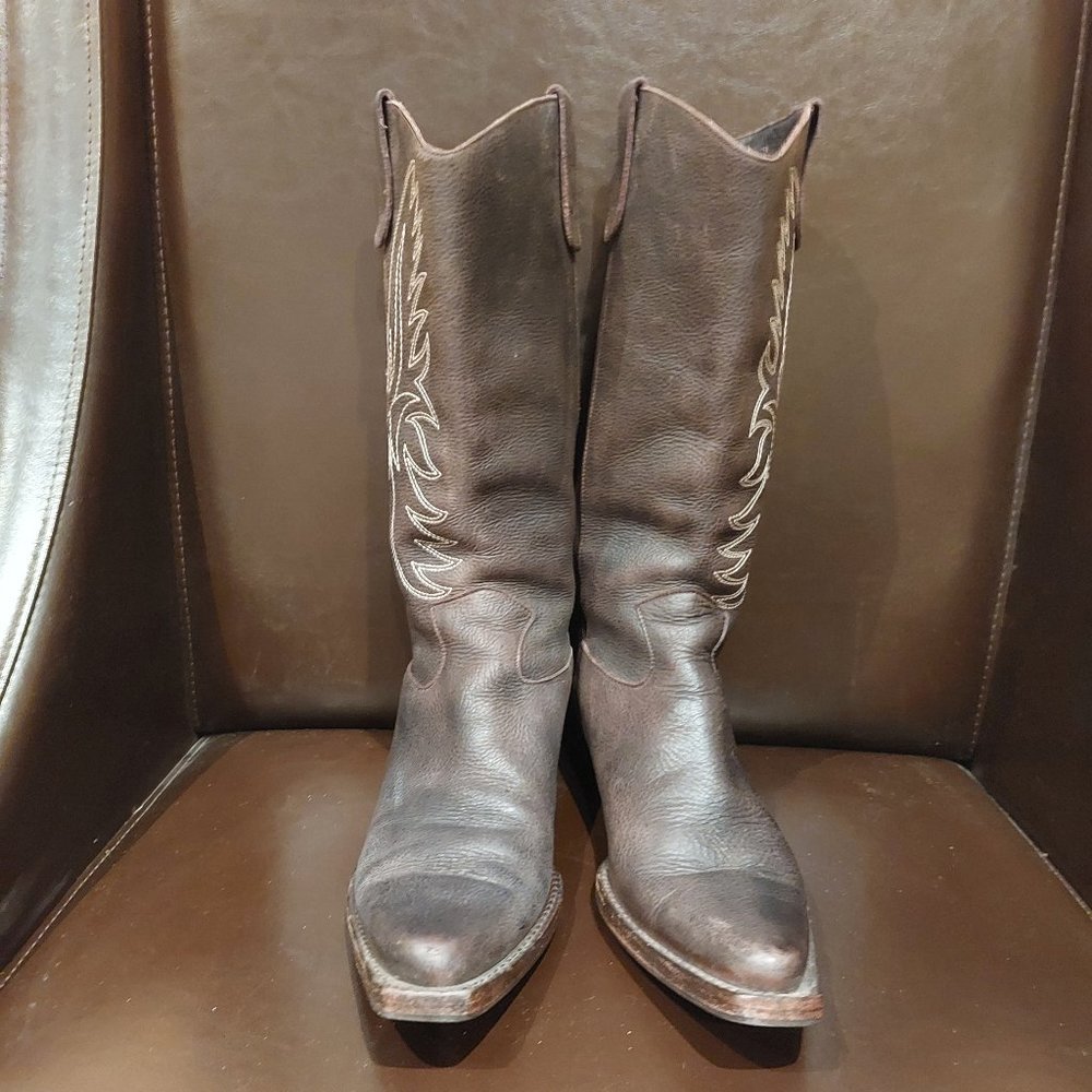 Fabio Rusconi Mid-Calf Narrow Leather Boots – Brown, Embroidery & Hidden Wedge